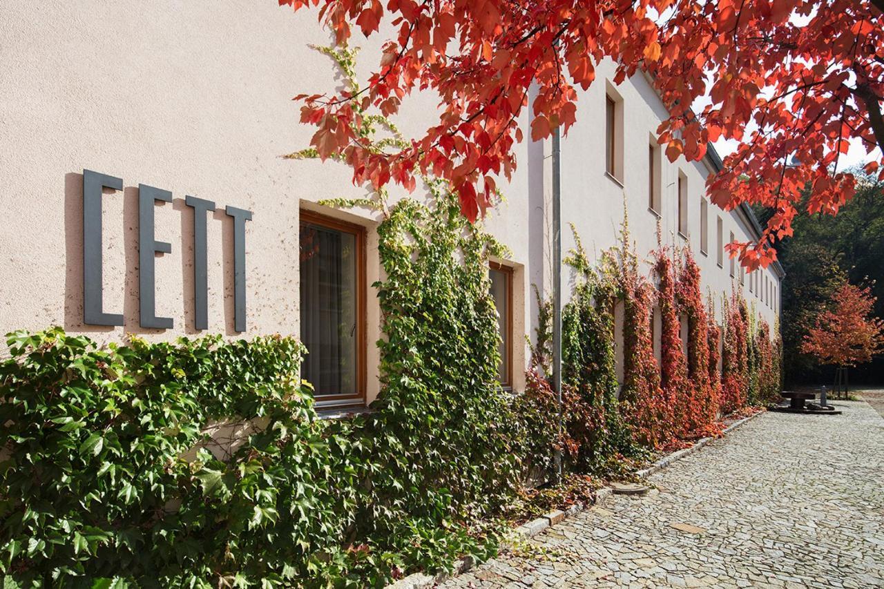 Hotel Cett à Náměšť nad Oslavou Extérieur photo